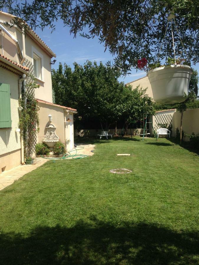Charmant Studio à Uchaud Exterior foto