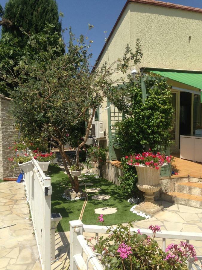 Charmant Studio à Uchaud Exterior foto